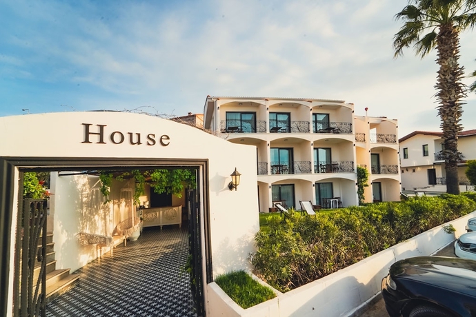 Imagen de los interiores del Cunda House Kucuk Otel. Foto 18