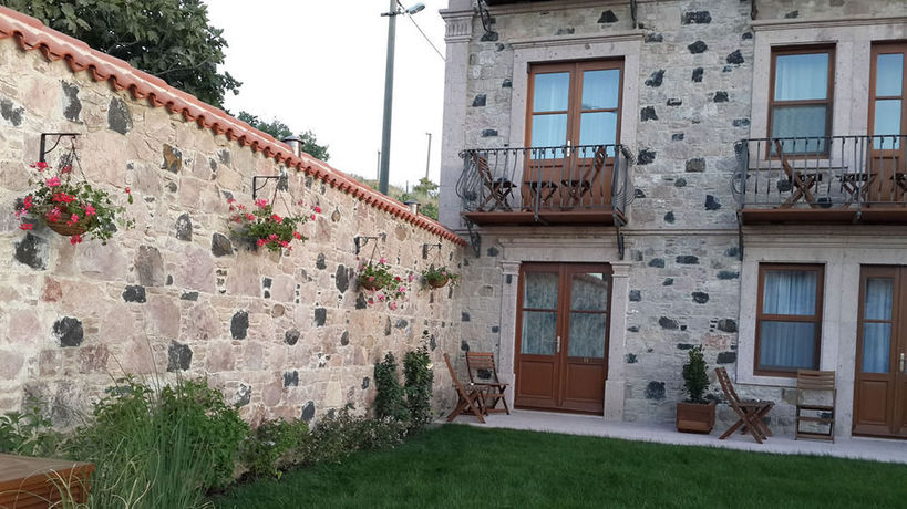Imagen de los exteriores del Cunda Labris Hotel. Foto 16