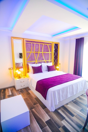 Imagen de la habitación del Cunda Rota Hotel. Foto 6