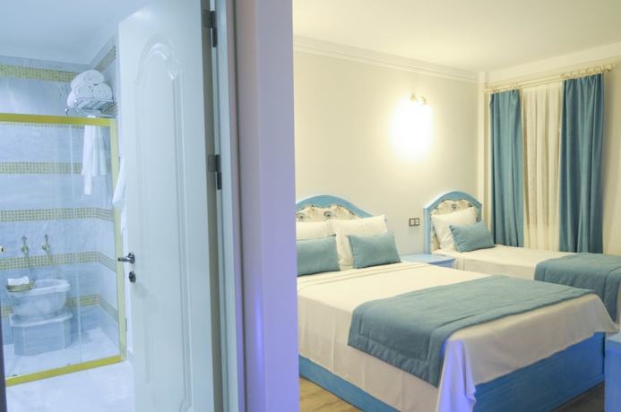 Imagen de la habitación del Cunda Rota Hotel. Foto 10