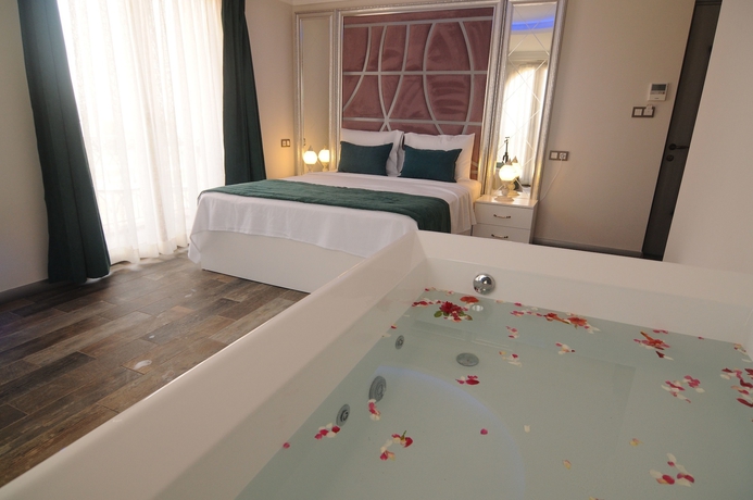 Imagen de la habitación del Cunda Rota Hotel. Foto 13
