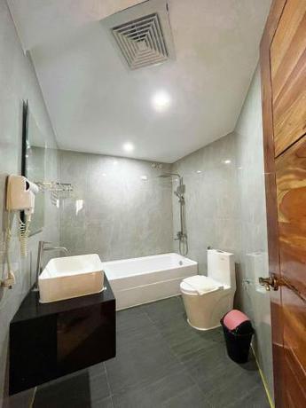 Imagen general del D\' Elmer\'s Place Hotel. Foto 10