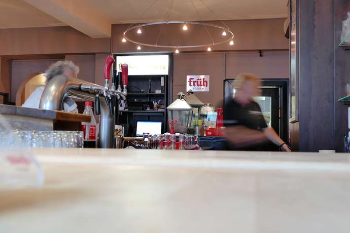 Imagen del bar/restaurante del DAS Steeps Ihr Brauhaus und Hotel. Foto 4