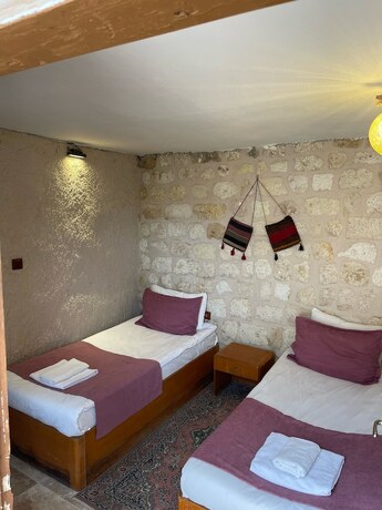 Imagen general del DEDE CAVE KONAK. Foto 6