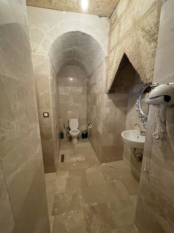 Imagen de la habitación del DEDE CAVE KONAK. Foto 18