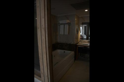 Imagen de la habitación del DEVREK OTEL. Foto 7