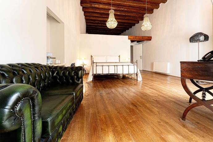 Imagen de la habitación del D.H. Lawrence. Foto 8