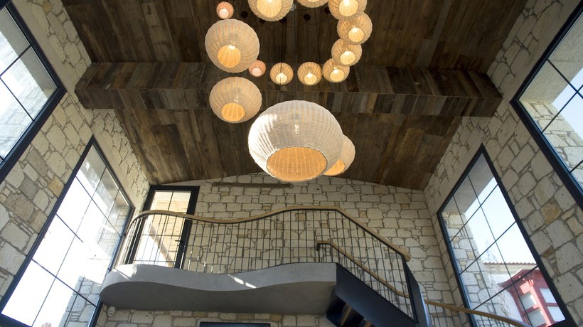 Imagen de los interiores del D\'MIRA. Foto 15