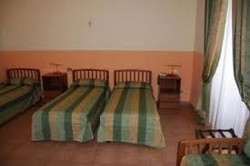 Imagen de la habitación del DOMUS CARMELITANA. Foto 4