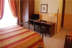 Imagen de la habitación del DOMUS CARMELITANA. Foto 5