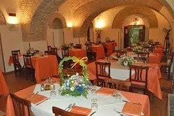 Imagen del bar/restaurante del DOMUS CARMELITANA. Foto 3