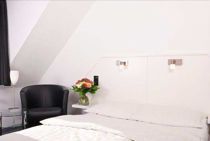 Imagen de la habitación del DORMERO Hotel Xanten. Foto 9