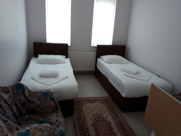 Imagen de la habitación del DİRİLİŞ BANARYA PANSİYON. Foto 3