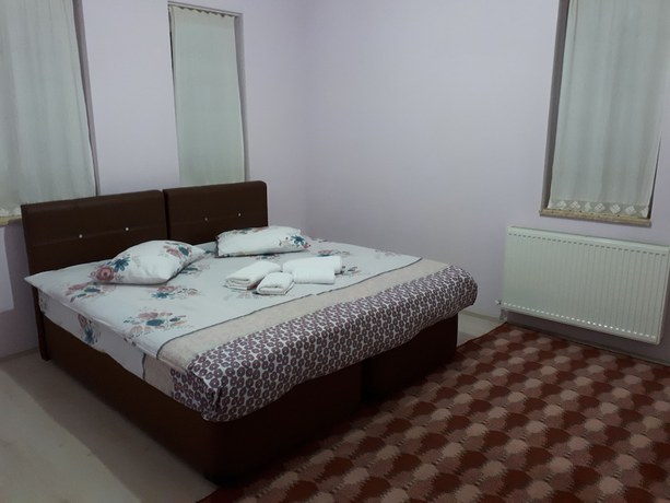 Imagen de la habitación del DİRİLİŞ BANARYA PANSİYON. Foto 14