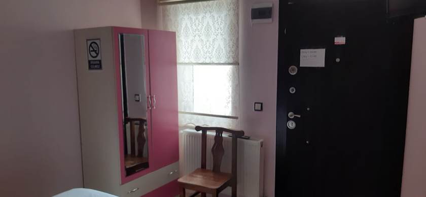 Imagen de la habitación del DİRİLİŞ BANARYA PANSİYON. Foto 17