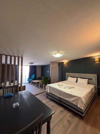 Imagen de la habitación del DUUM SUITE. Foto 6