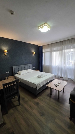 Imagen de la habitación del DUUM SUITE. Foto 7