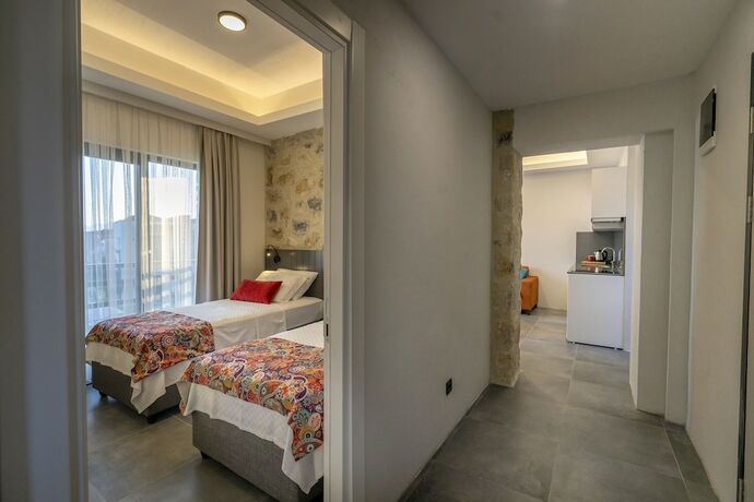 Imagen de la habitación del Dadya Bora Hotel. Foto 15