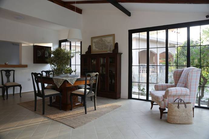 Imagen de los interiores del Dalyan Holiday Hotel. Foto 14