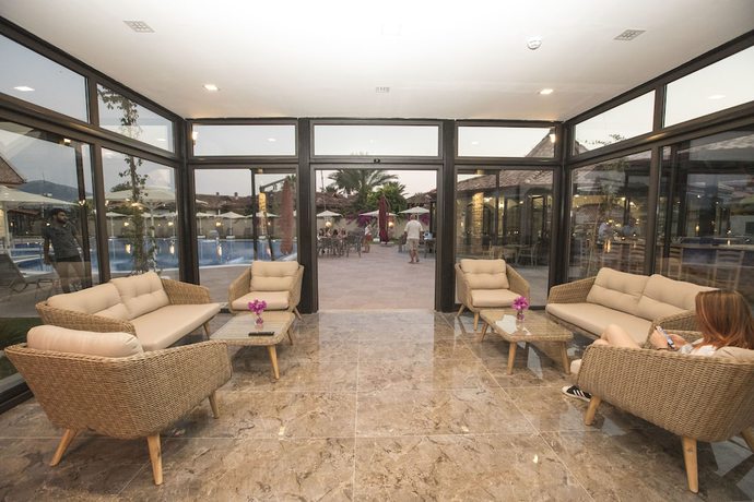 Imagen de los interiores del Dalyan Live Spa Hotel. Foto 18
