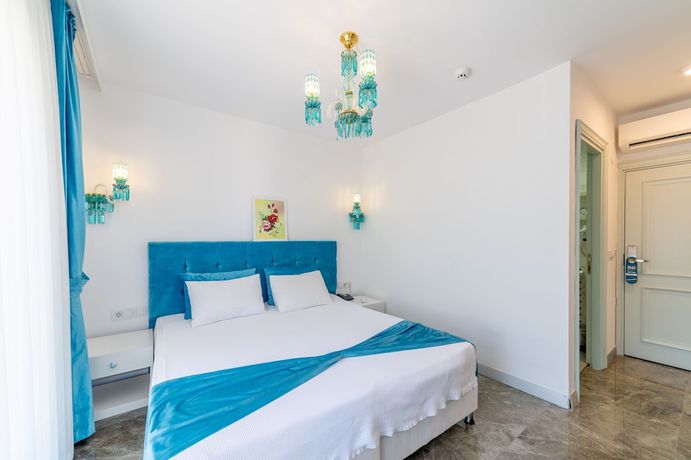 Imagen de la habitación del Dam Hotel Lara. Foto 12