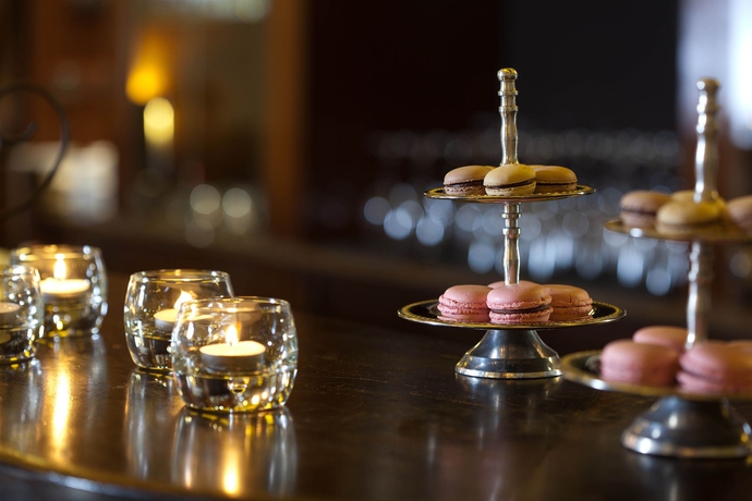 Imagen del bar/restaurante del Dan Accadia Hotel. Foto 3