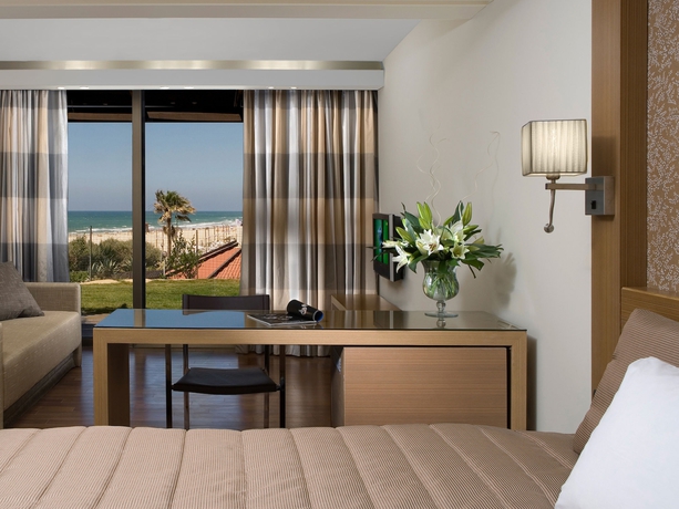 Imagen de la habitación del Dan Accadia Hotel. Foto 11