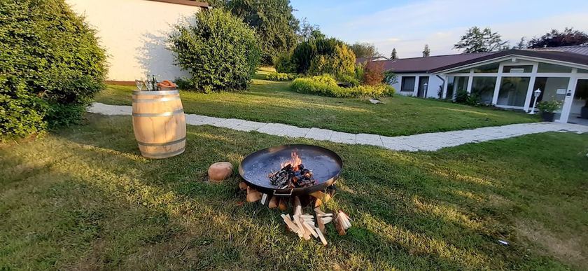 Imagen de los exteriores del DandB staycation Resort. Foto 14