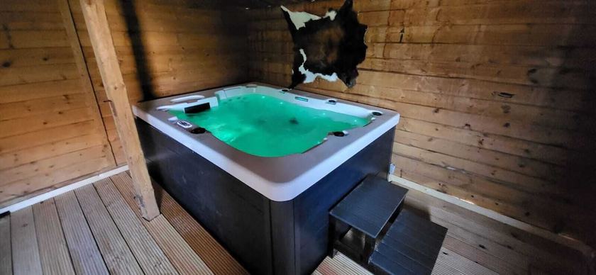 Imagen de la piscina del DandB staycation Resort. Foto 18