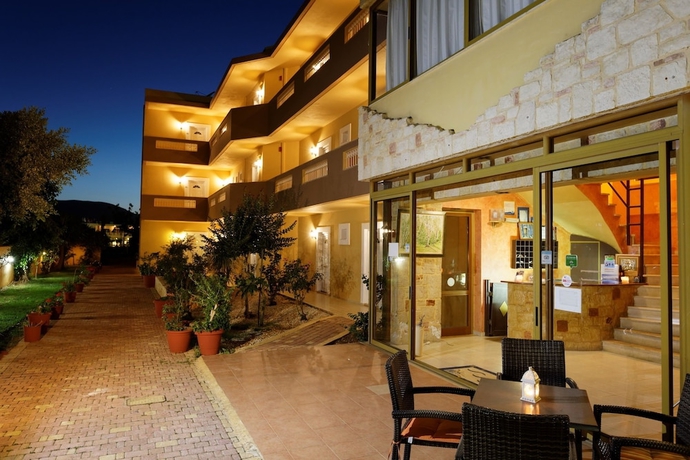 Imagen de los interiores del Danelis Studios and Apartments. Foto 19