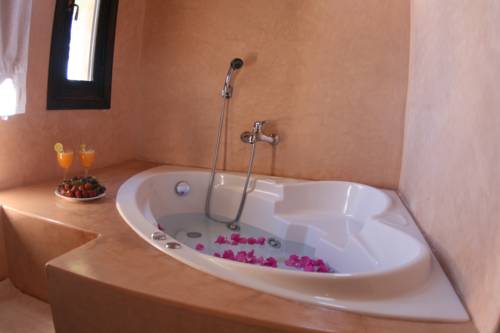 Imagen de la habitación del Dar Tourkia. Foto 14