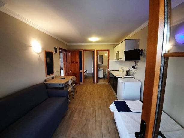 Imagen de la habitación del Dasis Hotel and Suites. Foto 6