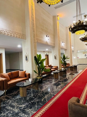 Imagen de los interiores del Dayman Hotel. Foto 13