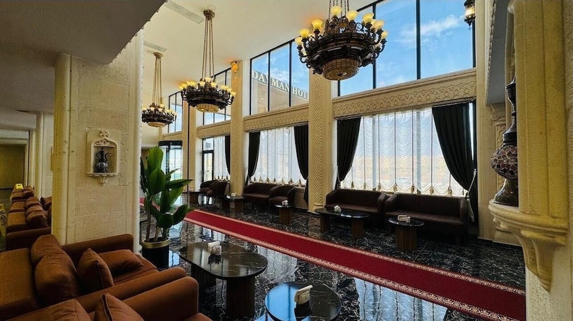 Imagen de los interiores del Dayman Hotel. Foto 15