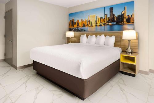 Imagen de la habitación del Days Inn by Wyndham Staten Island. Foto 13