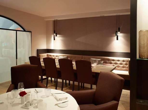 Imagen del bar/restaurante del De Barrier - Different Hotels. Foto 3