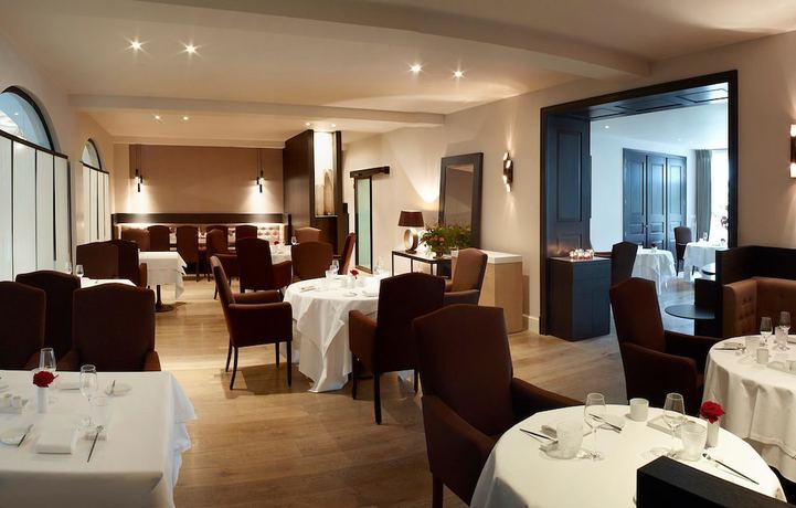 Imagen del bar/restaurante del De Barrier - Different Hotels. Foto 4