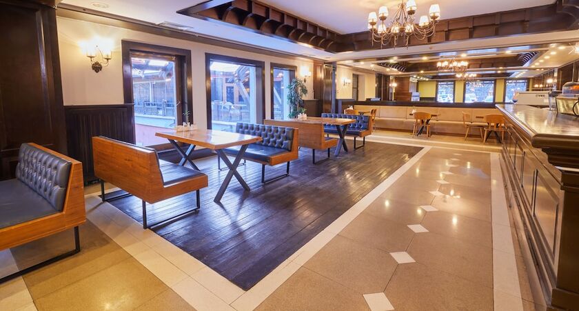 Imagen general del Dedeman Erzurum Paland&ouml;ken Ski Lodge. Foto 12