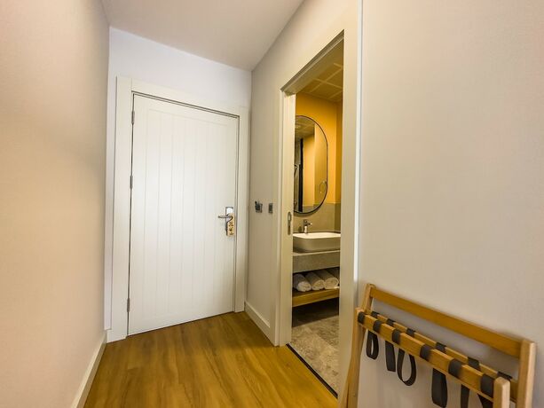 Imagen de la habitación del Dedeoğlu Port Hotel. Foto 19