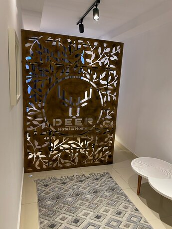 Imagen general del Deer Hotel and Hostel. Foto 7