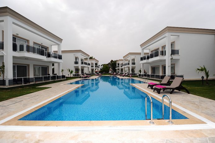 Imagen de la piscina del Delita Hotel Golturkbuku. Foto 20