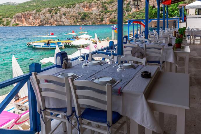 Imagen del bar/restaurante del Delos Beach Hotel. Foto 3