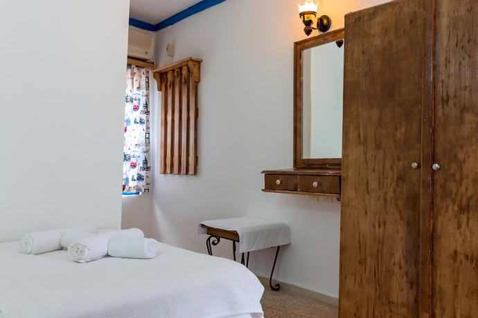 Imagen de los interiores del Delos Beach Hotel. Foto 20