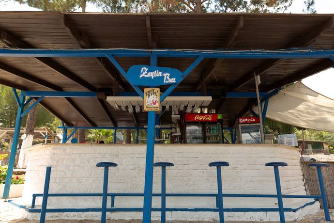 Imagen del bar/restaurante del Delos Beach Hotel. Foto 4