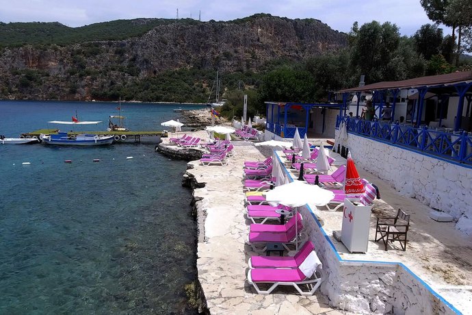 Imagen del bar/restaurante del Delos Beach Hotel. Foto 6