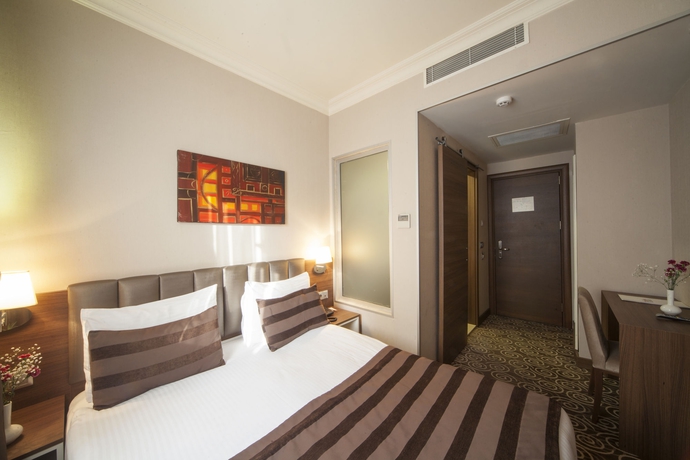 Imagen de la habitación del Delta Hotel Istanbul. Foto 5