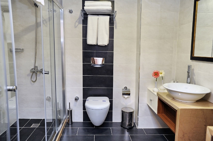 Imagen de la habitación del Delta Hotel Istanbul. Foto 15