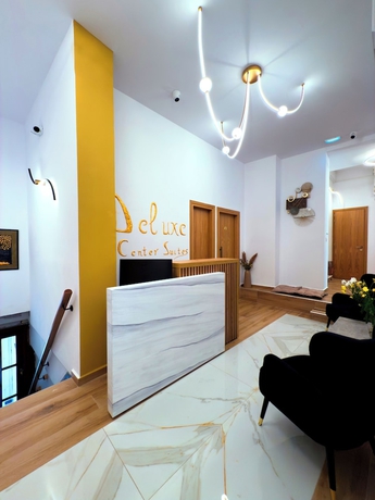 Imagen de los interiores del Deluxe Center Suites. Foto 16