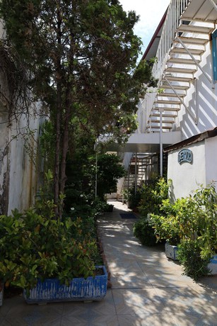 Imagen de los exteriores del Demir Otel Restaurant. Foto 18