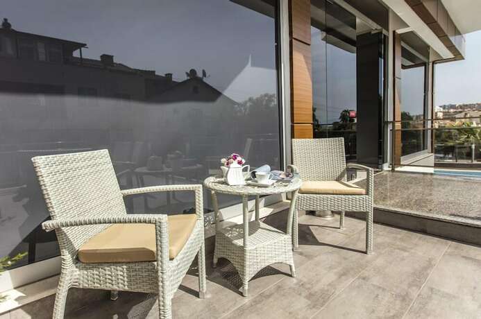 Imagen general del Demir Suit Hotel, Kusadasi. Foto 12